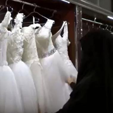 مبادرة سعودية لإعارة فساتين الزفاف مجاناً 