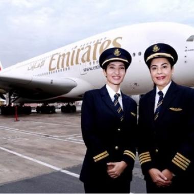 هكذا احتفلت شركة طيران الإمارات بيوم المرأة العالمي 2017