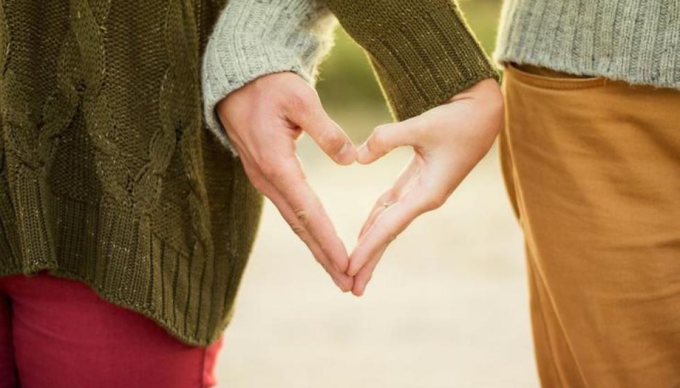  4 قوانين لعلاقة سعيدة وطويلة الأمد 