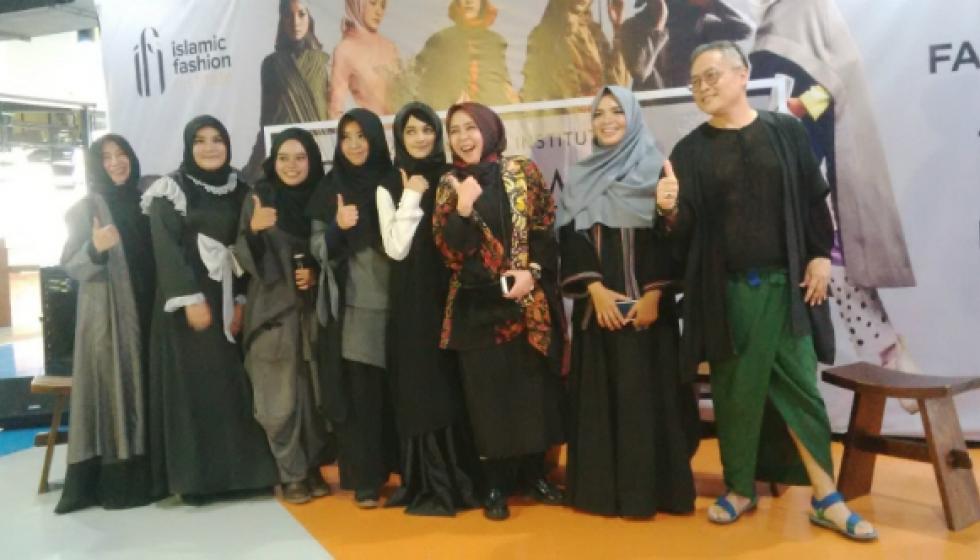 تجربة ناجحة لأول معهد يدرّس تصميم الأزياء الإسلامية! 