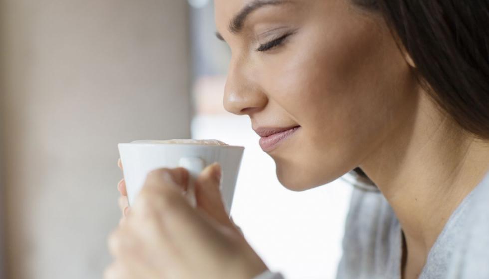 هل رائحة القهوة وحدها كافية لتحفيز إدراكنا؟