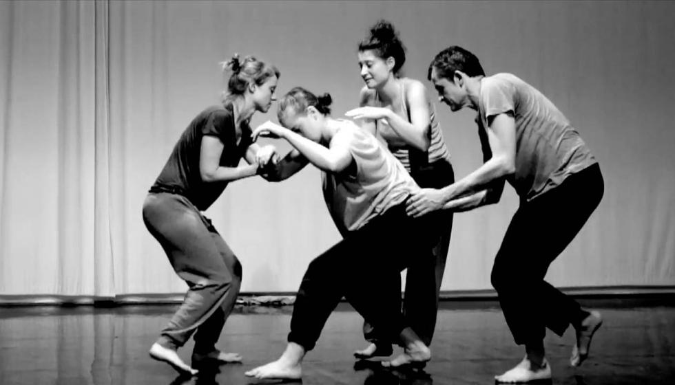 كورين سكاف: contact improvisation أول عمل فني راقص في لبنان يكسر حواجز الجندرية! 