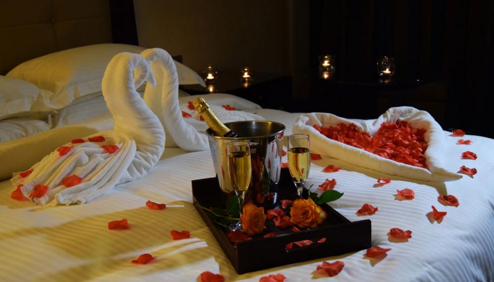أجواء رومنسية ساحرة في فندق الروشة أرجان من روتانا