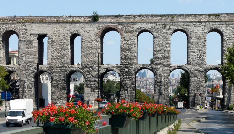 أنطاليا وإسطنبول: رومانسيةٌ وجماليّـةٌ فـي كـلِّ الفصـول