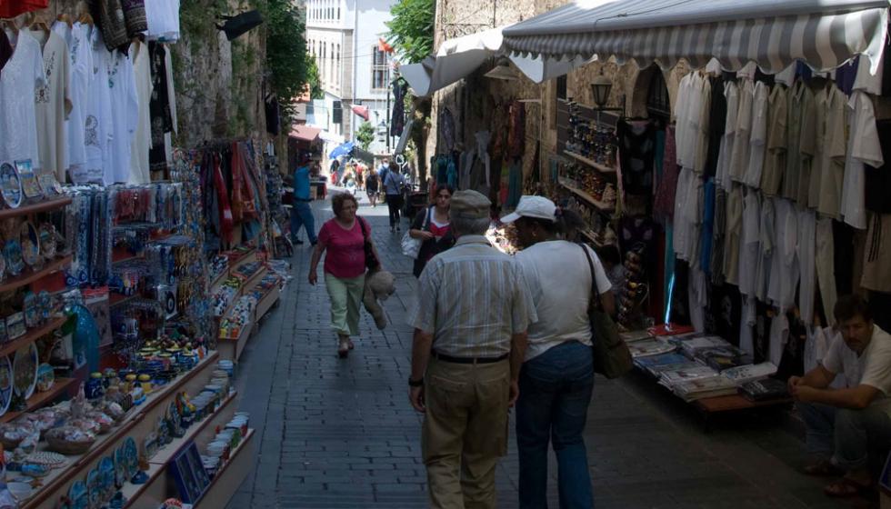 أنطاليا وإسطنبول: رومانسيةٌ وجماليّـةٌ فـي كـلِّ الفصـول