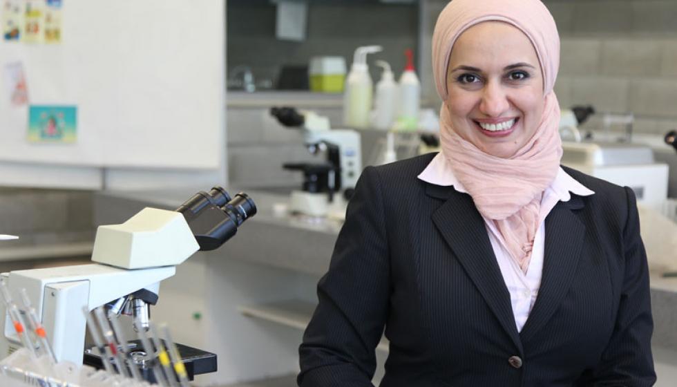 خمسُ باحثاتٍ عربيّات: «ماضياتٌ في سبر أغوار العلم» 
